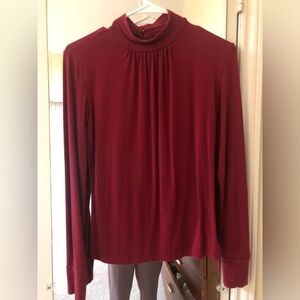 Amour Vert Cranberry Red Turtleneck Size XS